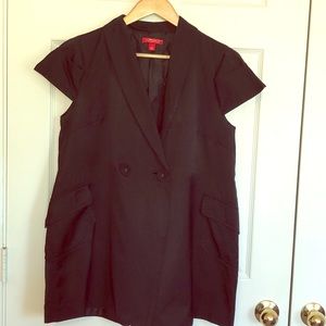 NEW YORK AND COMPANY satin tuxedo top